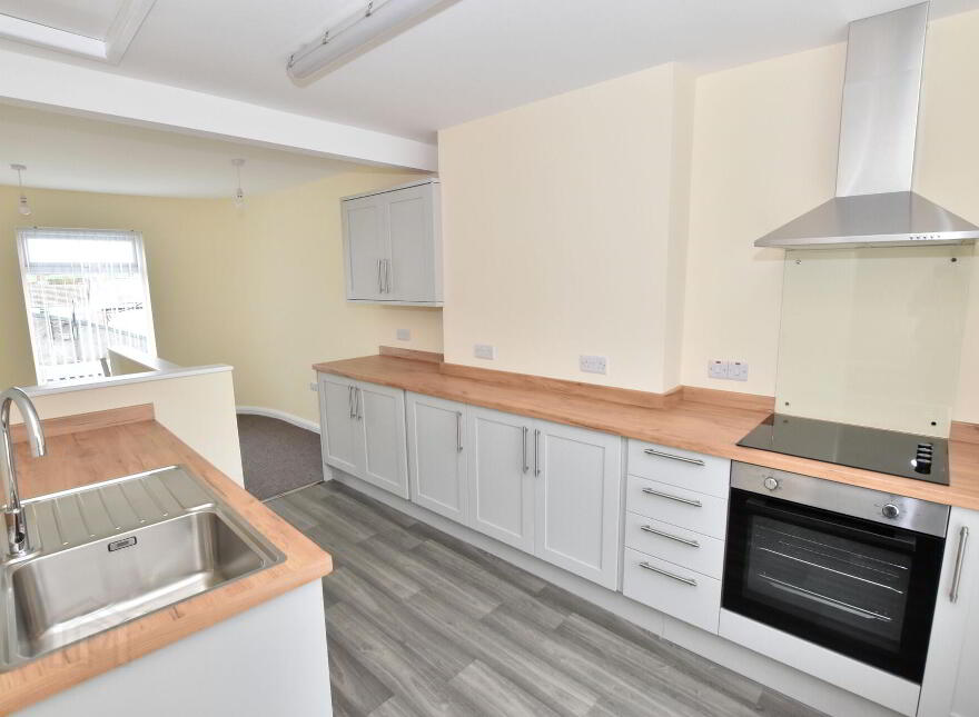 43 Main Street, Kircubbin, BT22 2SR