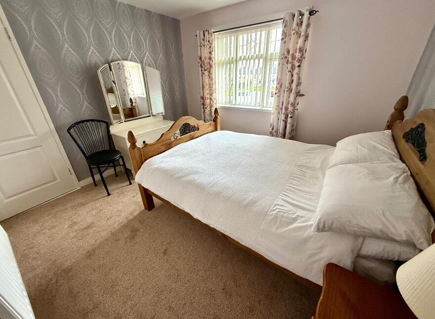 512 Carnhill, Derry, BT48 8BY
