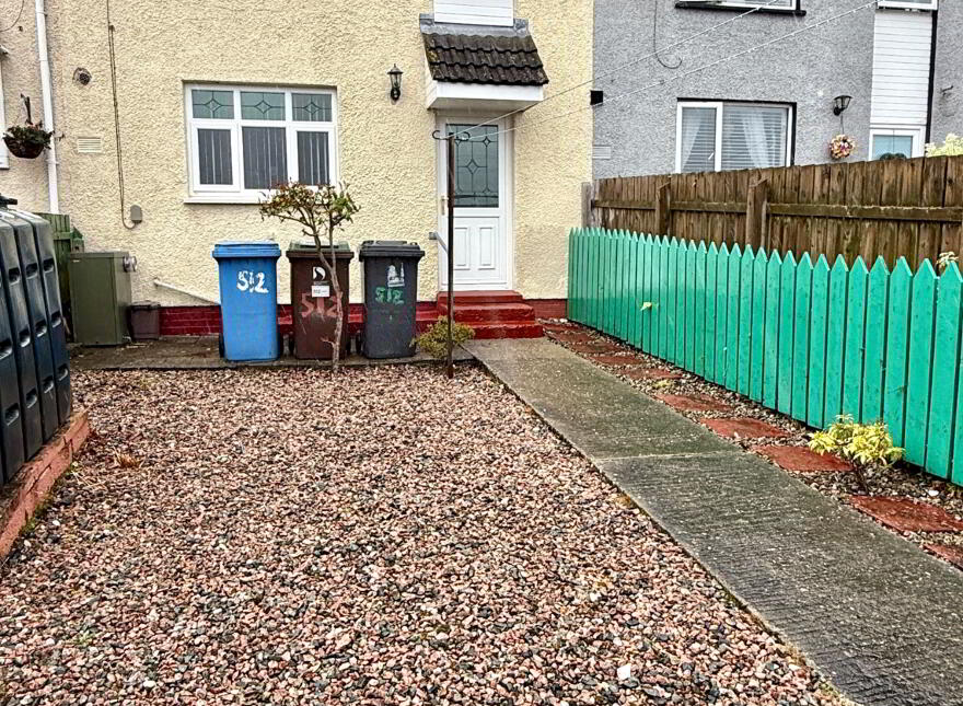 512 Carnhill, Derry, BT48 8BY