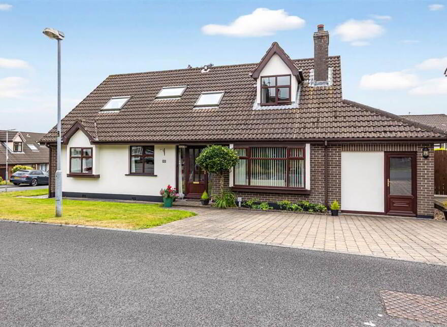 48 Mayfields, Kirkwoods Park, Lisburn, BT28 3RP