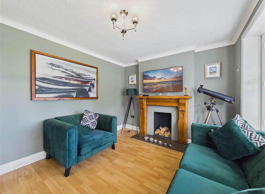 166 Upper Dunmurry Lane, Belfast, BT17 0HE