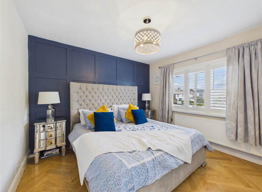 166 Upper Dunmurry Lane, Belfast, BT17 0HE