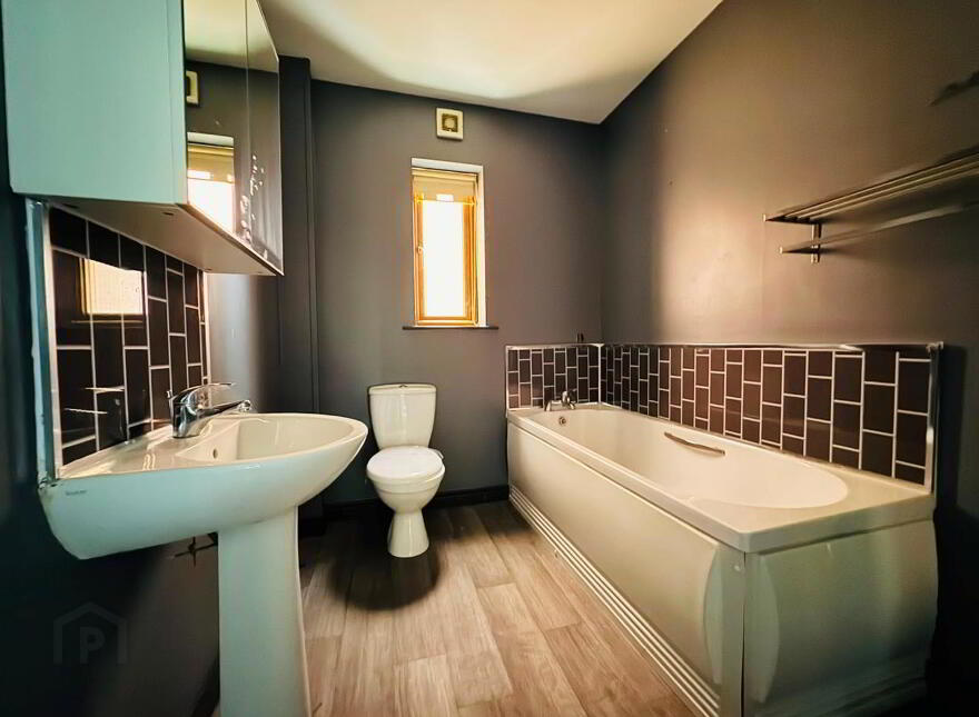 10 The Bridges, Glenville Road, Newtownabbey, BT37 0TD