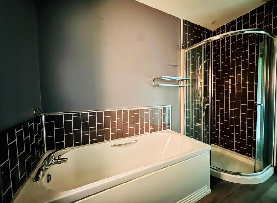 10 The Bridges, Glenville Road, Newtownabbey, BT37 0TD