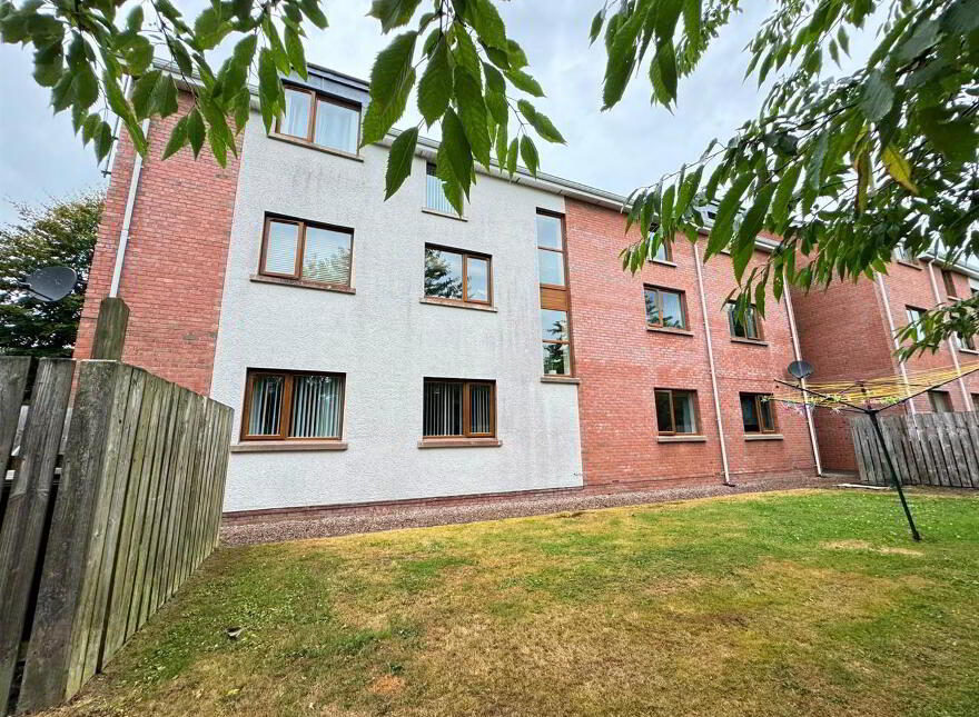 10 The Bridges, Glenville Road, Newtownabbey, BT37 0TD