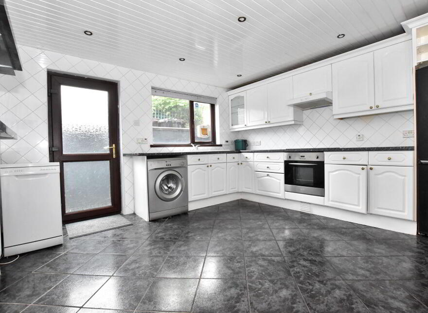 86 Main Street, Kircubbin, BT22 2SR