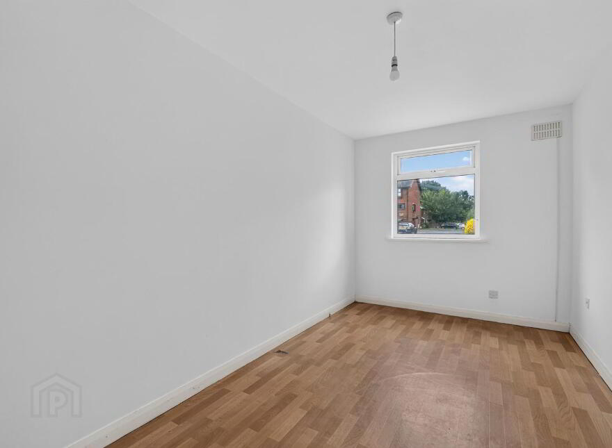 7 Hampton Gardens, Belfast, BT7 3DF