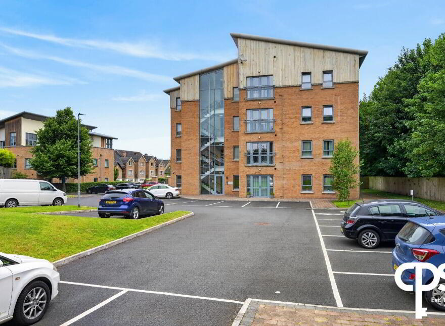 100 The Rose Garden, Dunmurry, Belfast, BT17 9GY