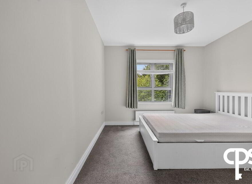 100 The Rose Garden, Dunmurry, Belfast, BT17 9GY