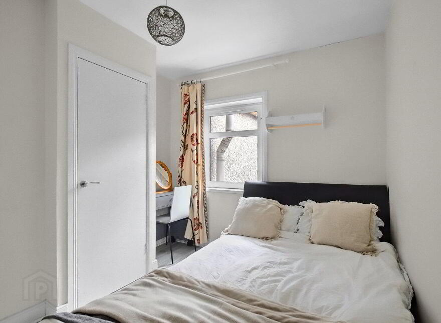 28 Ava Drive, Belfast, BT7 3DW