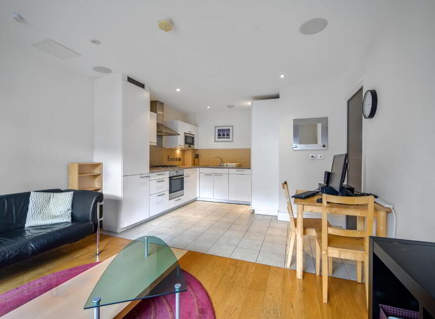63 Custom House Residence, 4 Ulster Street, Belfast, BT1 3EW