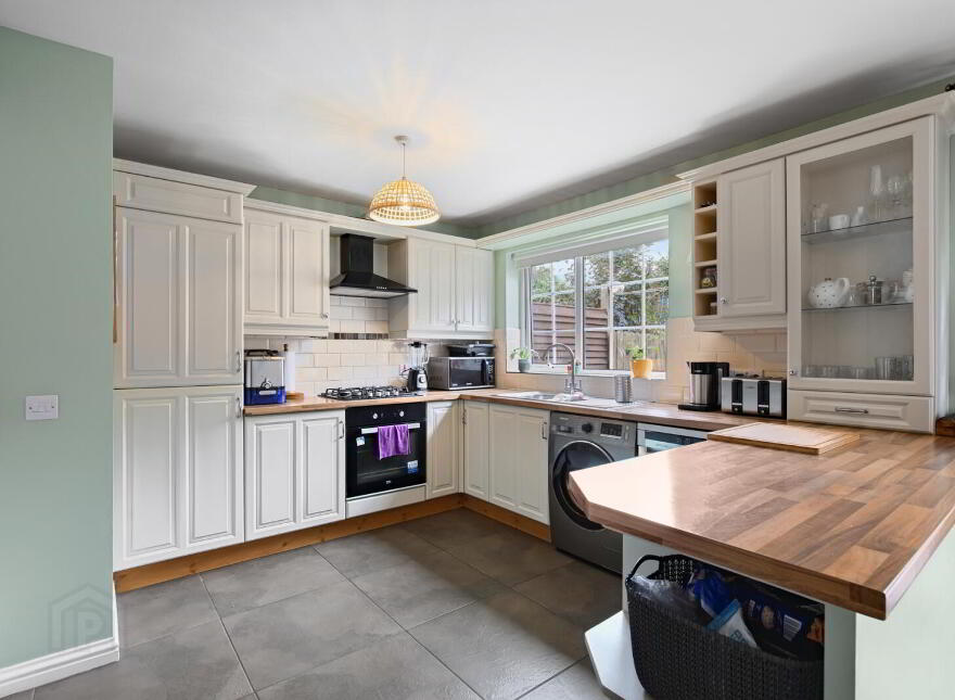 24 Larksborough Avenue, Newtownards, BT23 8SU