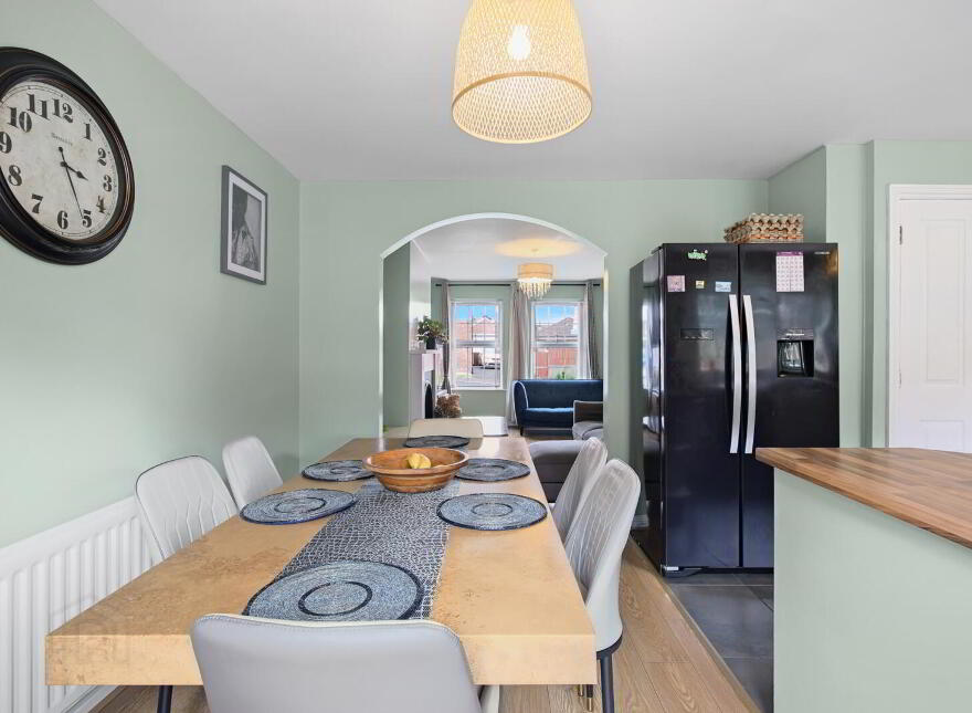 24 Larksborough Avenue, Newtownards, BT23 8SU