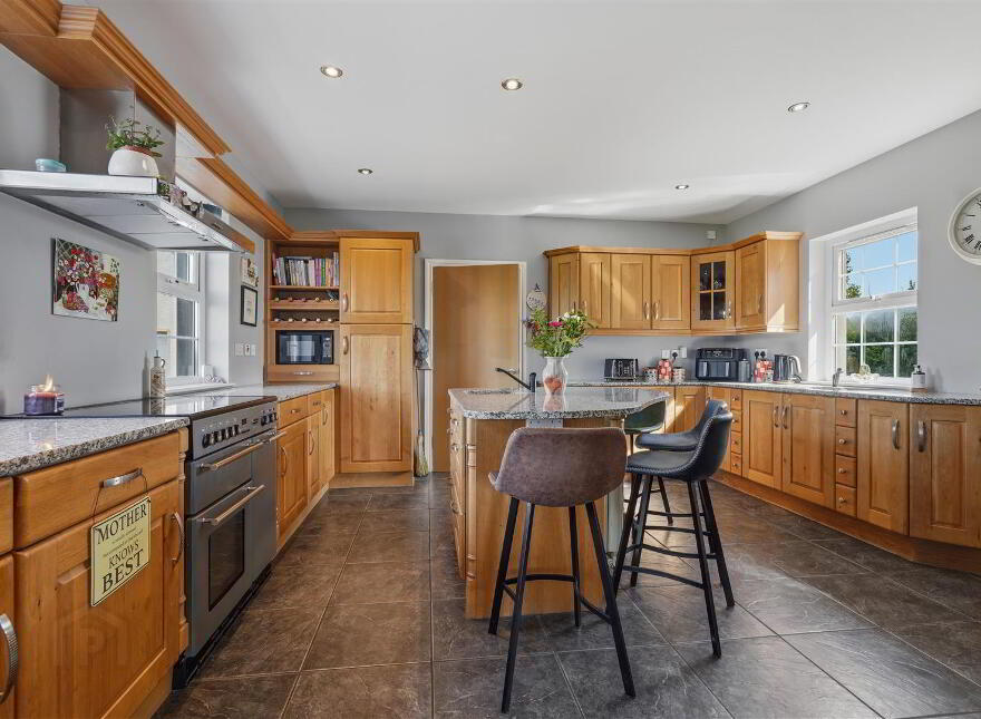 26 Lisnataylor Road, Nutts Corner, Crumlin, BT29 4TD