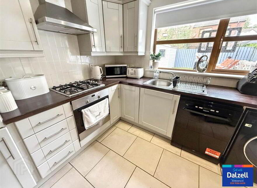 52 Redwood Grove, Dunmurry, Belfast, BT17 9RN