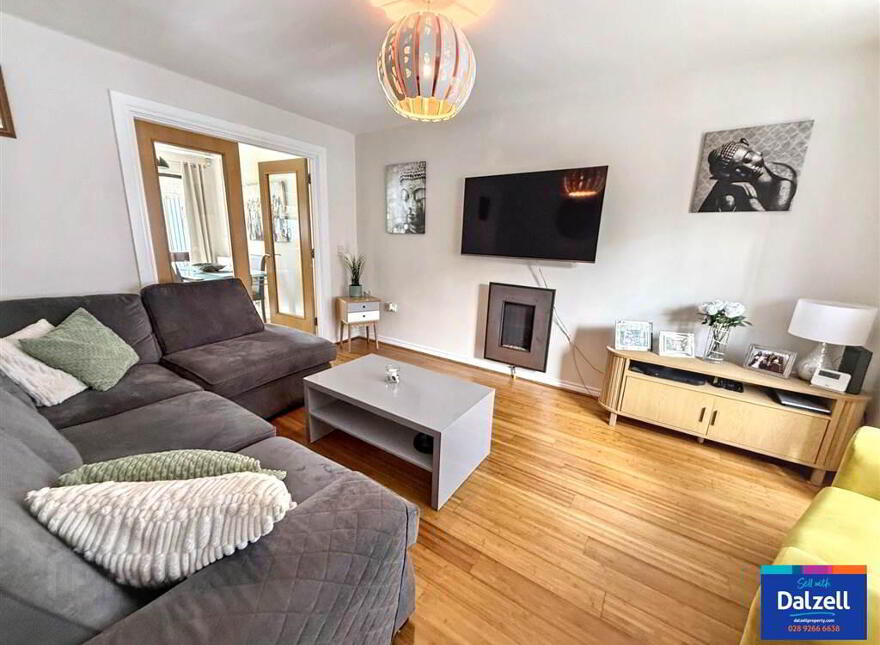 52 Redwood Grove, Dunmurry, Belfast, BT17 9RN
