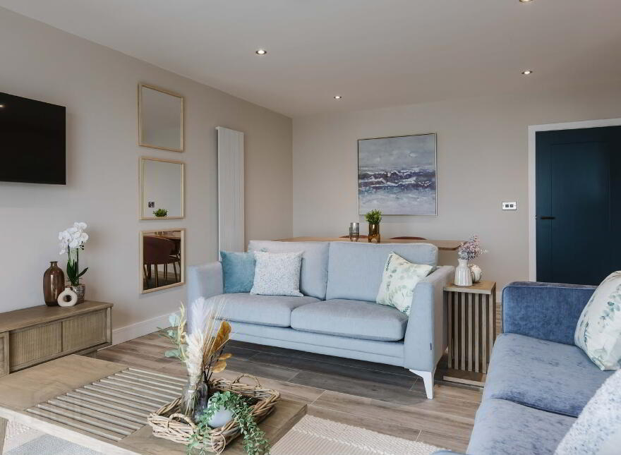 4, 7 Kerr Street, Portrush, BT56 8DG
