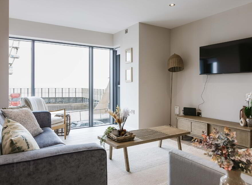 4, 7 Kerr Street, Portrush, BT56 8DG