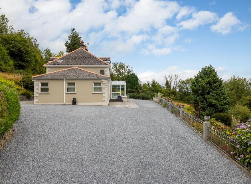Woodview House, Clogrennane, Cloydah, R93W0V8