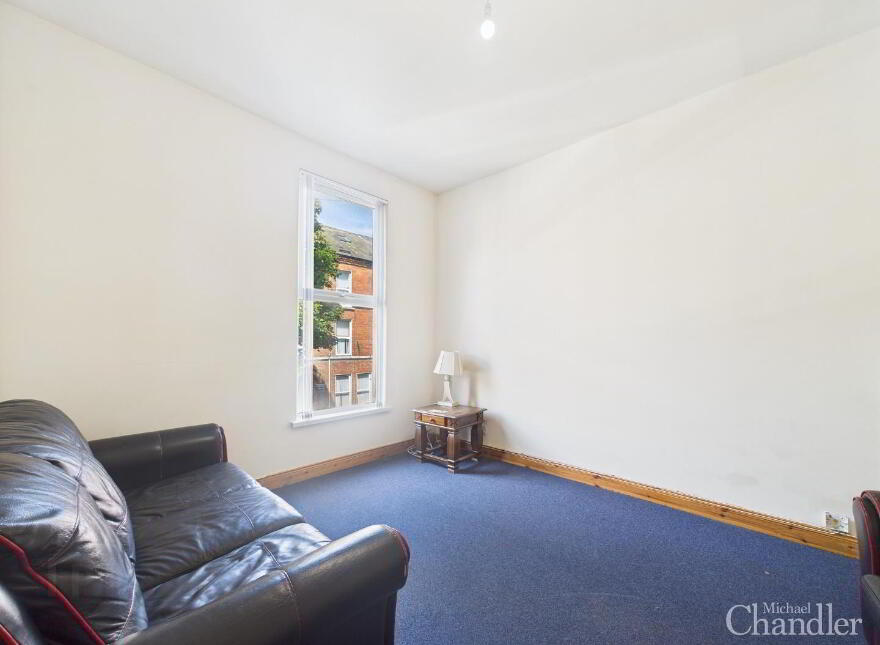 Apt 2, 74 Fitzroy Avenue, Belfast, BT7 1HX