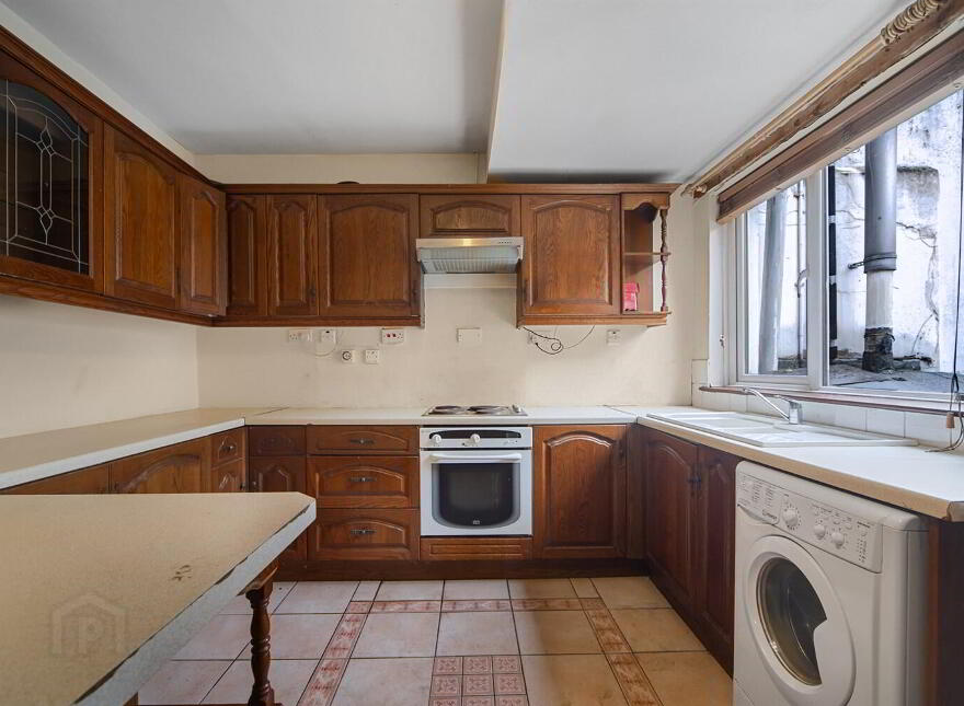 35 Iveagh Parade, Belfast, BT12 6AZ