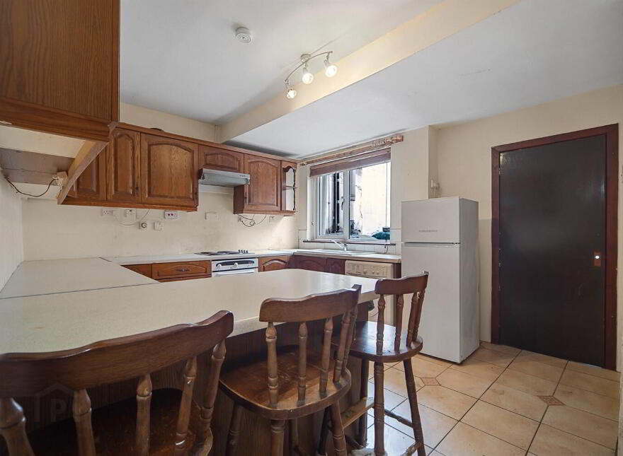 35 Iveagh Parade, Belfast, BT12 6AZ