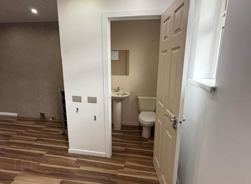 254 Shankill Road , (, Ground Floor Unit ), Belfast, BT13 2BL
