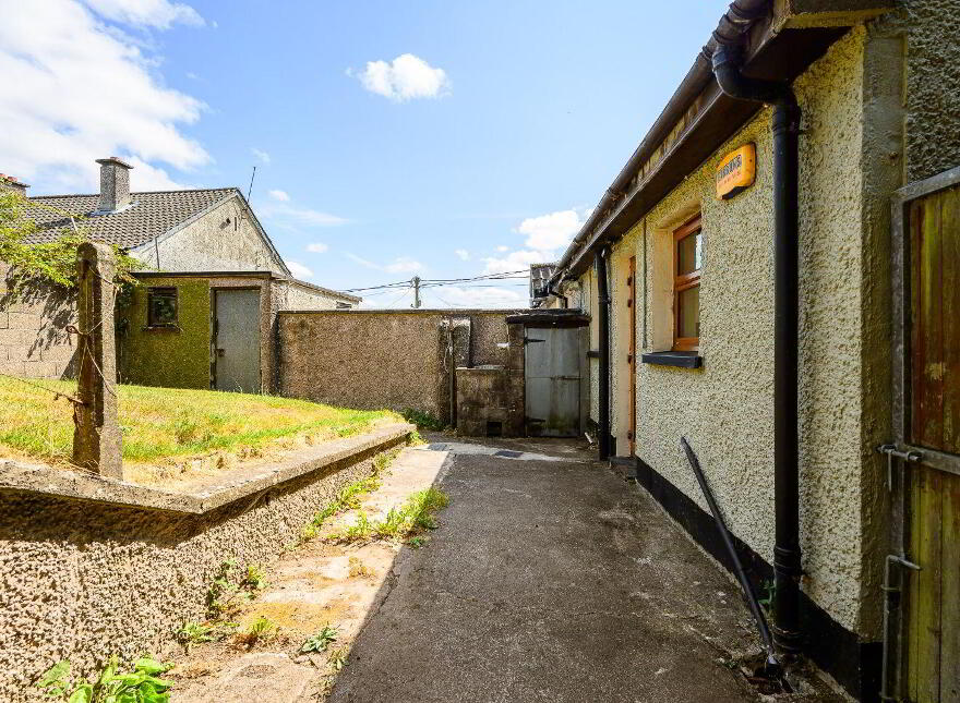 8 Inniscarra Road, Fairhill, T23H9F3