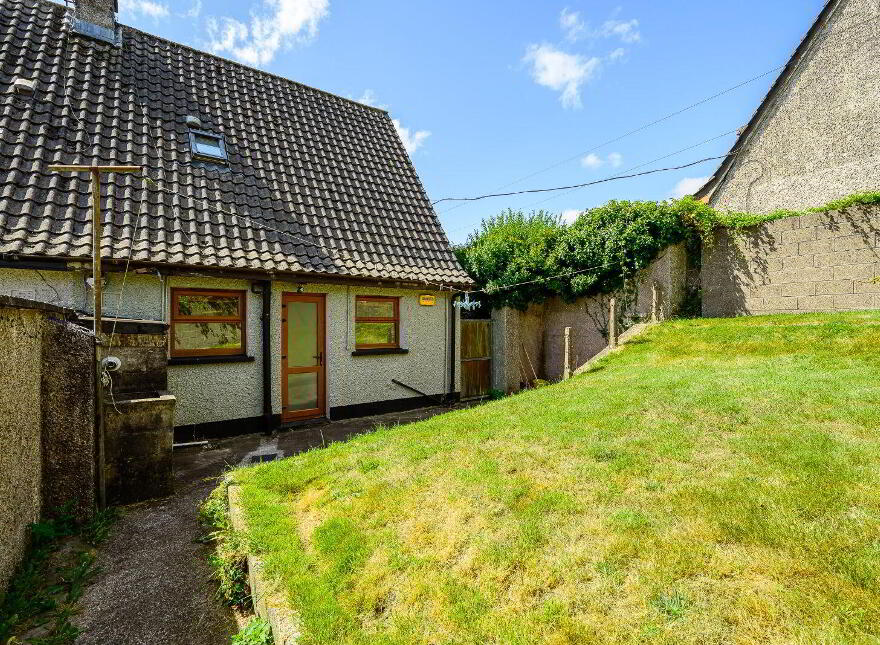8 Inniscarra Road, Fairhill, T23H9F3