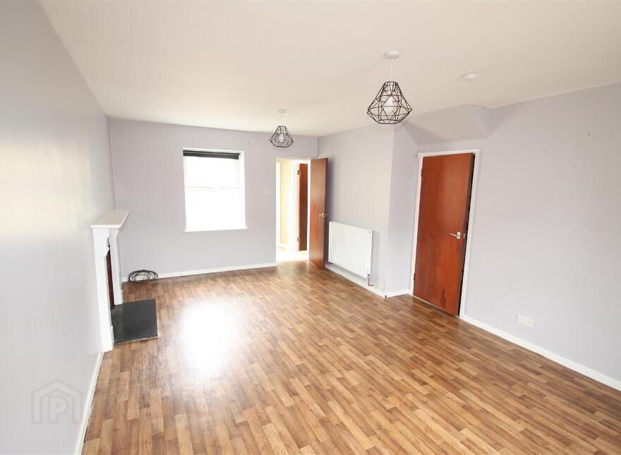 39 Belfast Road, Ballynahinch, BT24 8DZ