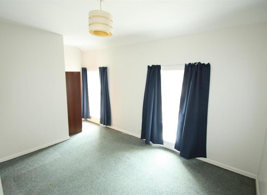 39 Belfast Road, Ballynahinch, BT24 8DZ