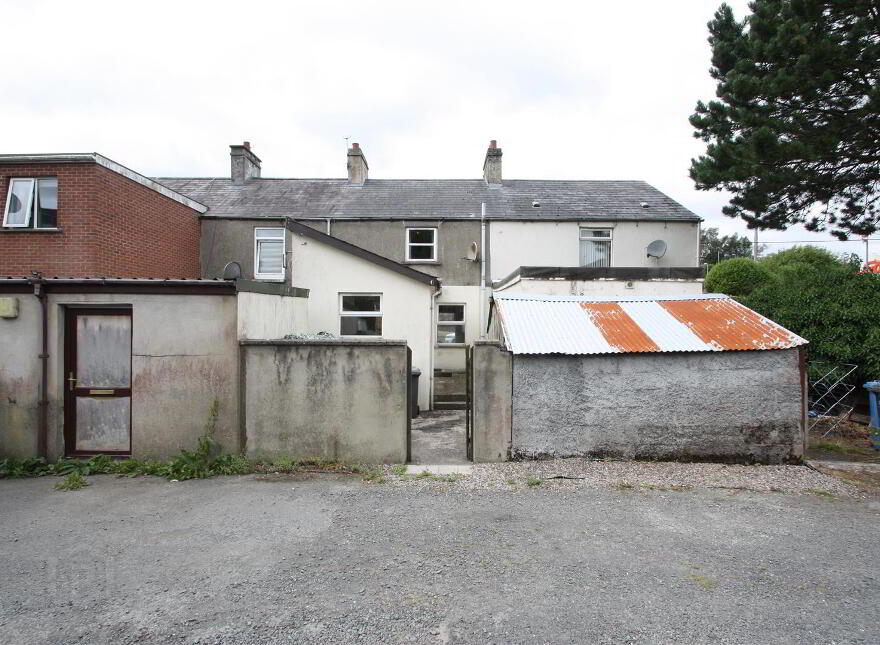 39 Belfast Road, Ballynahinch, BT24 8DZ
