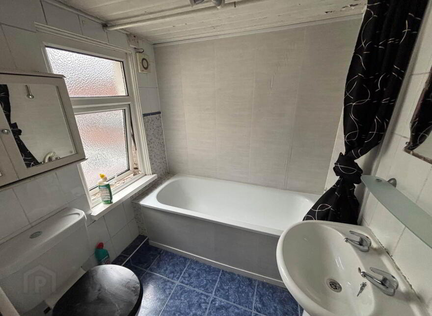 1 Oberon Street, Belfast, BT6 8NZ