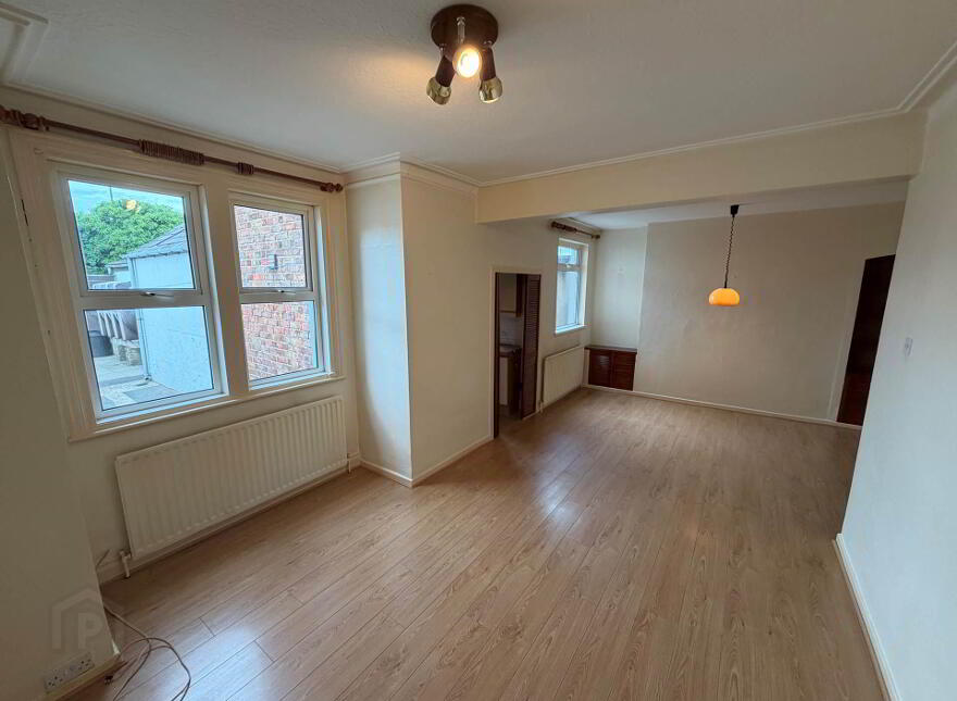 66 Bay Road, Larne, BT40 1DG