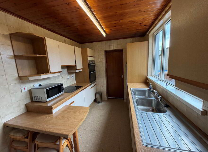 66 Bay Road, Larne, BT40 1DG