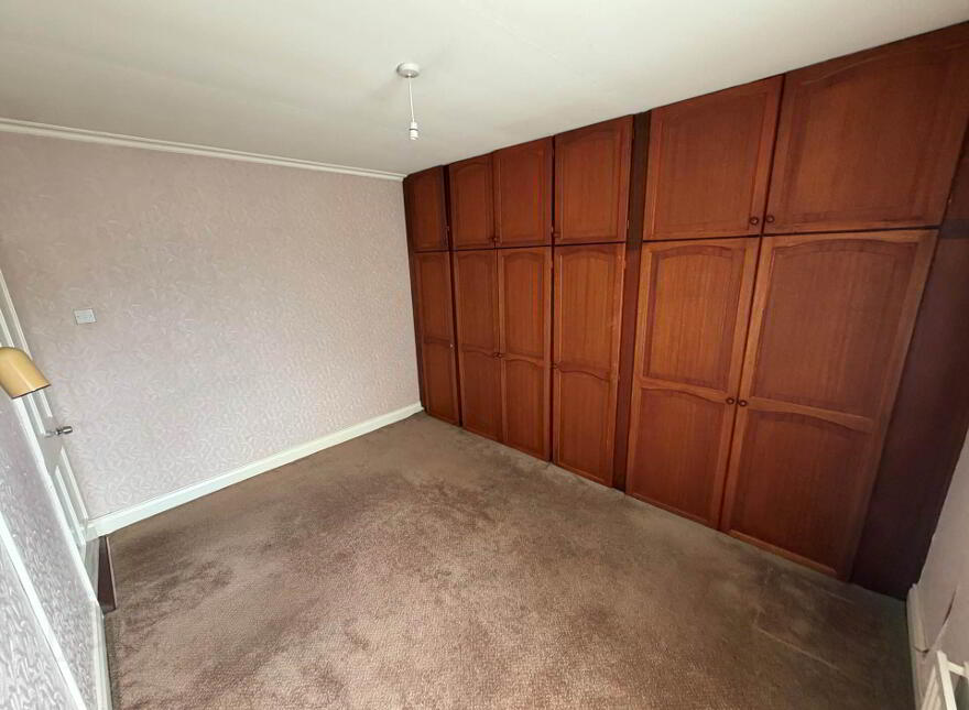 66 Bay Road, Larne, BT40 1DG