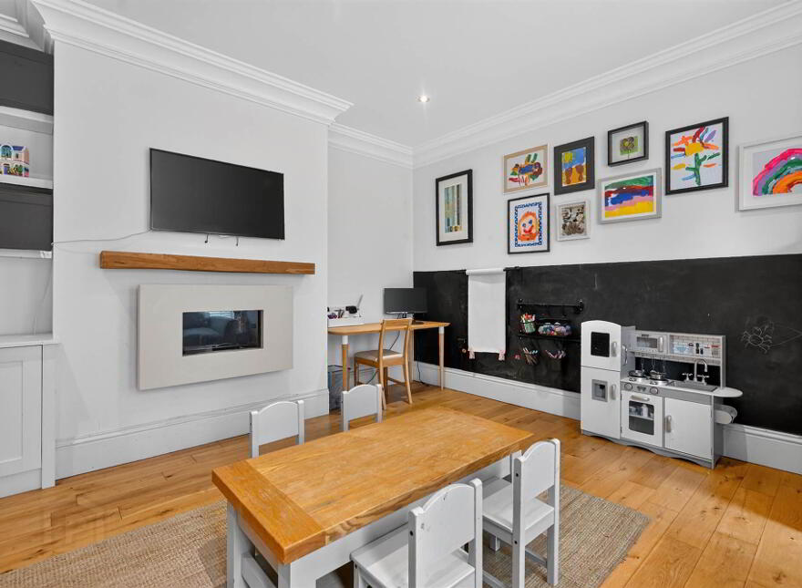 52 Castlehill Road, Belfast, BT4 3GP