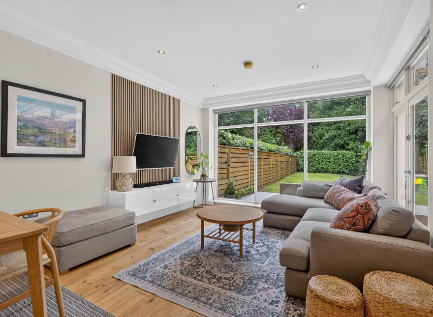 52 Castlehill Road, Belfast, BT4 3GP