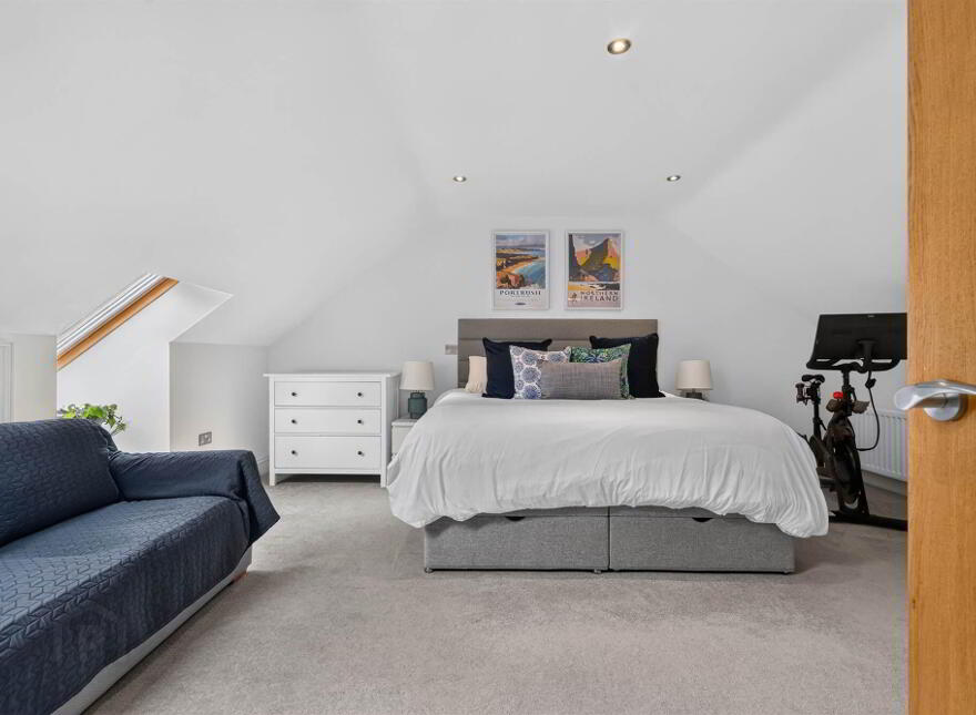 52 Castlehill Road, Belfast, BT4 3GP