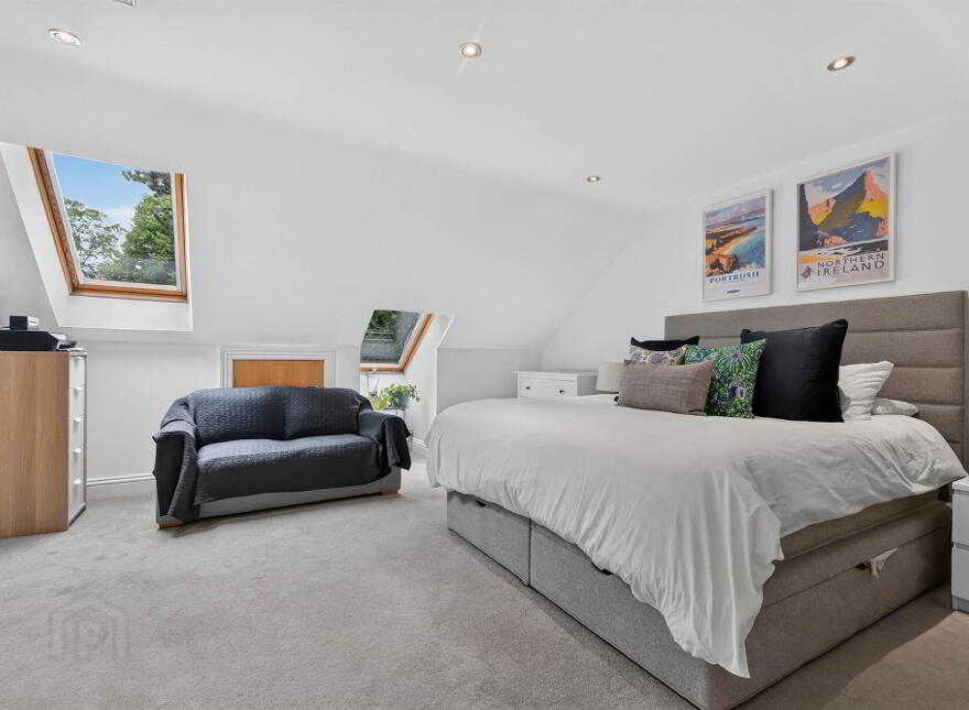 52 Castlehill Road, Belfast, BT4 3GP