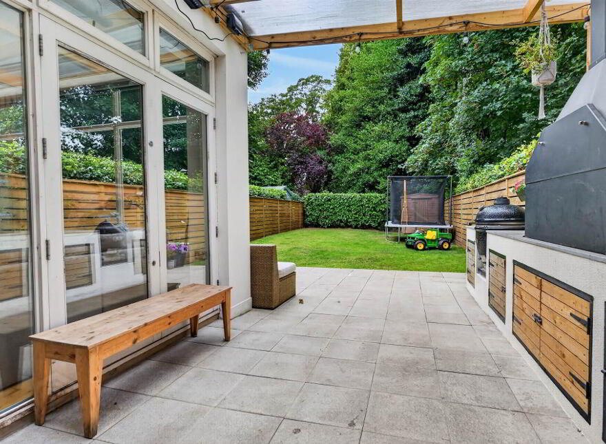 52 Castlehill Road, Belfast, BT4 3GP