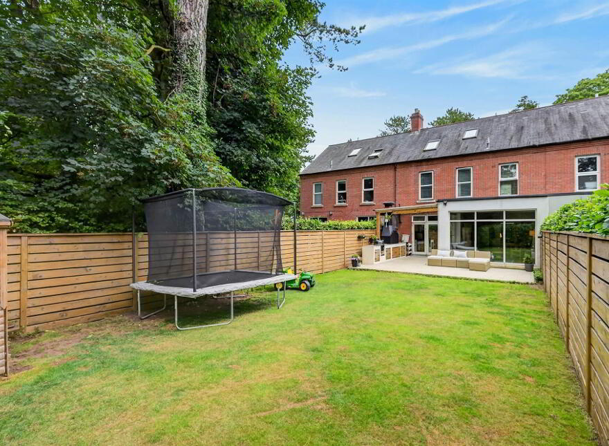 52 Castlehill Road, Belfast, BT4 3GP