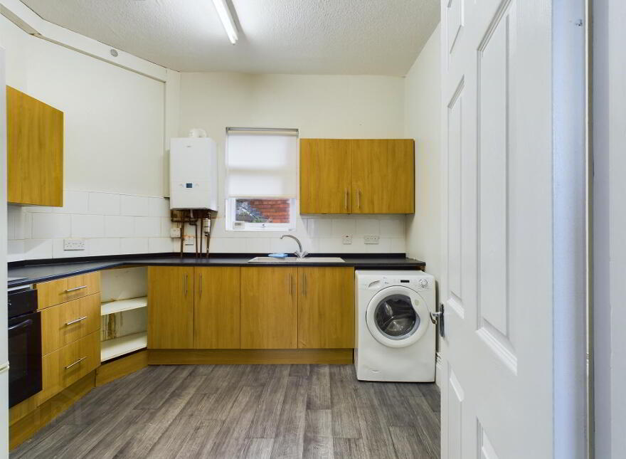 Apt 1, 340 Newtownards Road, Belfast, BT4 1HE