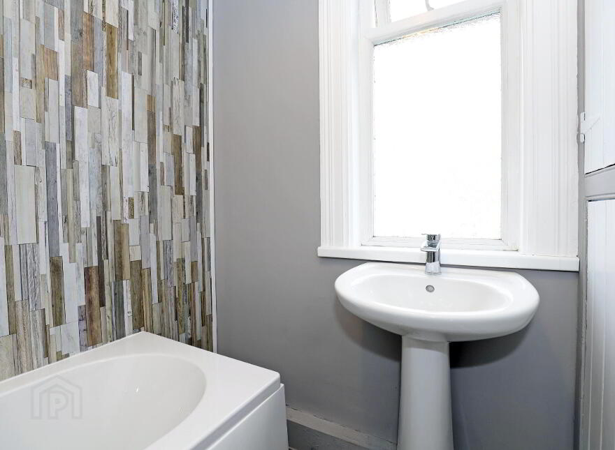 22 Eastleigh Drive, Belfast, BT4 3DX