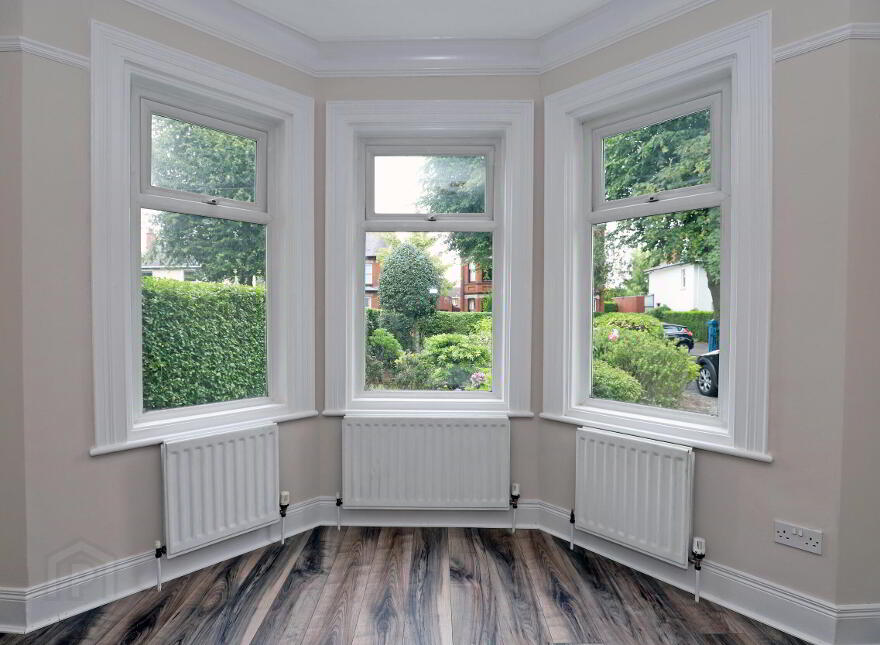 22 Eastleigh Drive, Belfast, BT4 3DX