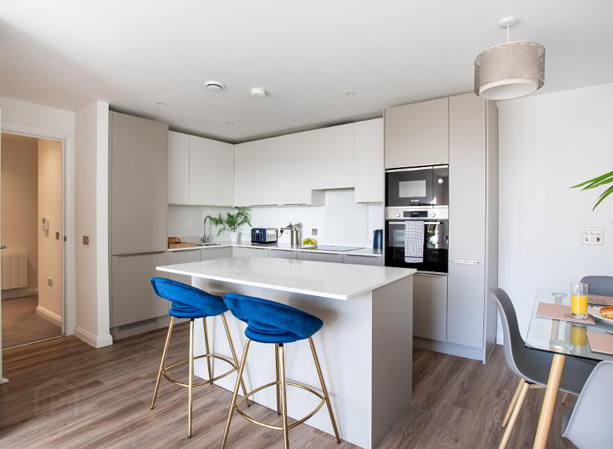 Serenity, Portland 88, Belfast, BT7 2EB