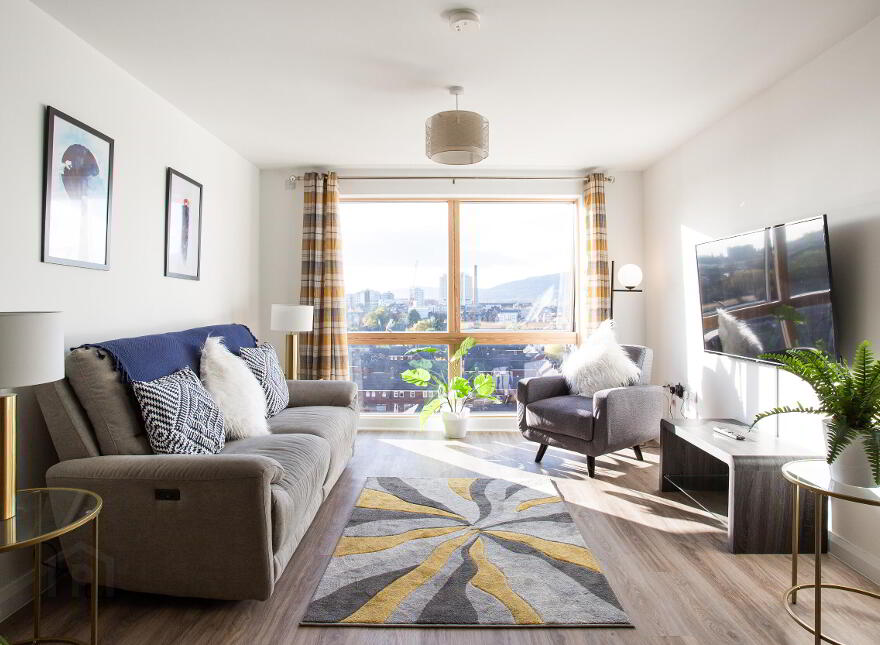 Serenity, Portland 88, Belfast, BT7 2EB