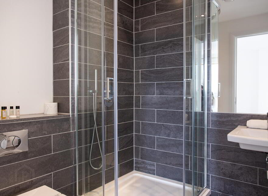 Serenity, Portland 88, Belfast, BT7 2EB