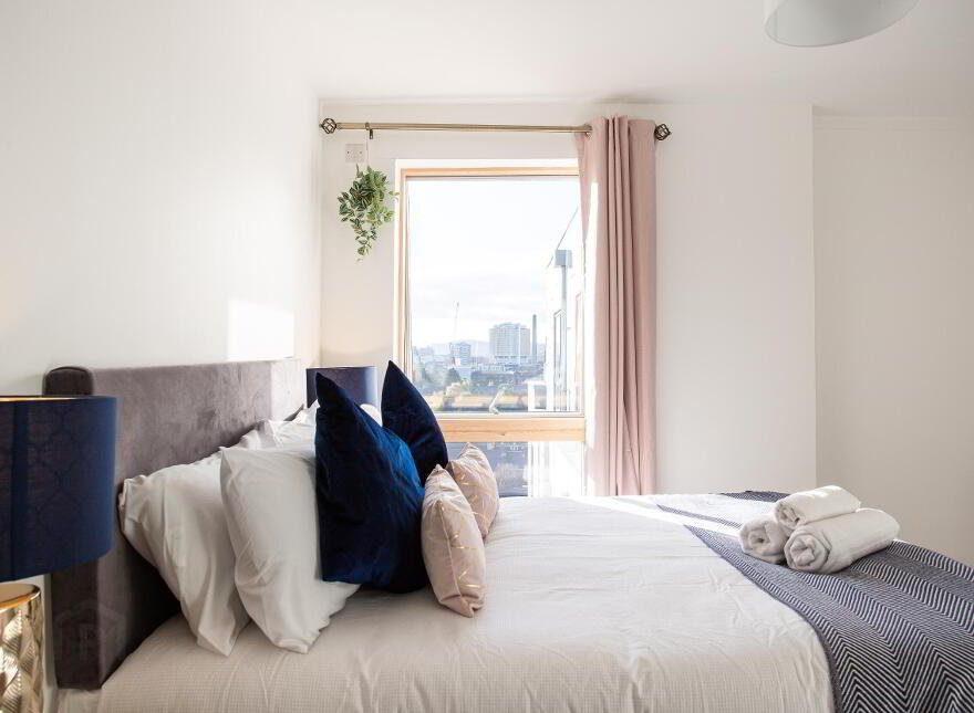 Serenity, Portland 88, Belfast, BT7 2EB