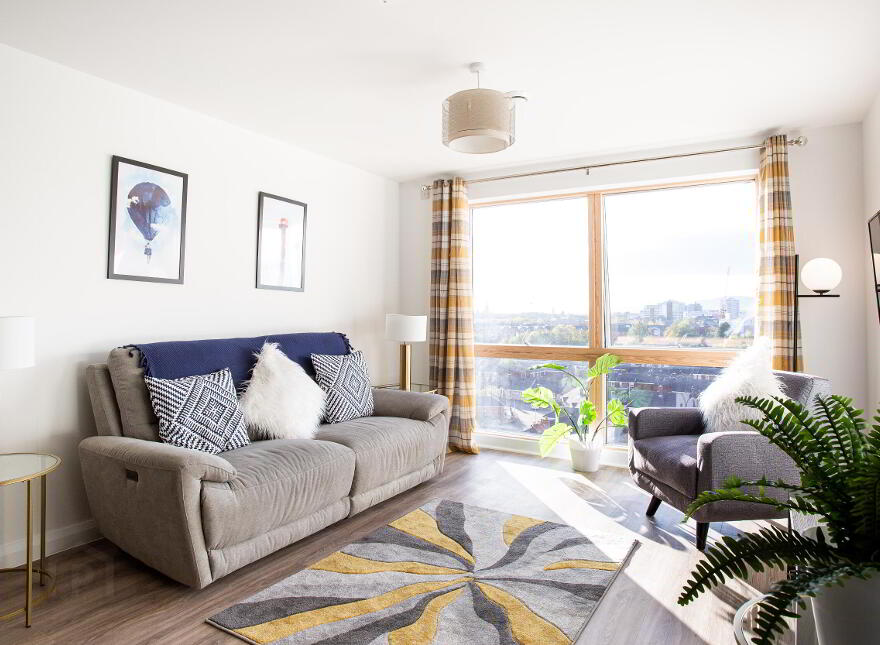 Serenity, Portland 88, Belfast, BT7 2EB